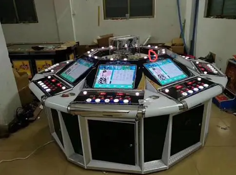 红黑梅方还是黑红梅方(黑红梅方游戏机)